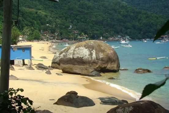 Nena'S Suites Praia de Aracatiba Luaran gambar
